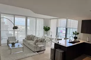 68 SE 6th St, Miami, FL 33131 - Photo 4