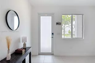 716 SE 14th St, Homestead, FL 33034 - Photo 10