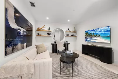 701 Valencia Ave #301, Coral Gables, FL 33134 - Photo 18