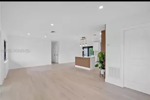10680 SW 146th St, Miami, FL 33176 - Photo 8