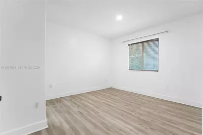 7080 NW 174th Ter #102, Hialeah, FL 33015 - Photo 28