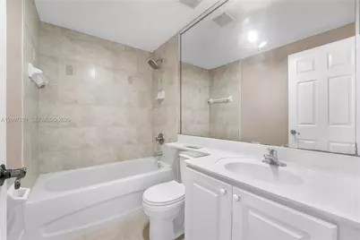 7080 NW 174th Ter #102, Hialeah, FL 33015 - Photo 34