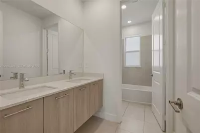 4372 SW 122nd Ter #0, Davie, FL 33330 - Photo 28