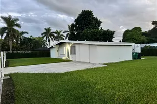 27120 SW 144th Ct, Homestead, FL 33032 - Photo 1