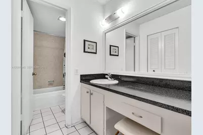 9360 Lime Bay Blvd #105, Tamarac, FL 33321 - Photo 18