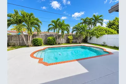 8521 NW 25th St, Sunrise, FL 33322 - Photo 36