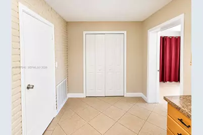 8521 NW 25th St, Sunrise, FL 33322 - Photo 32