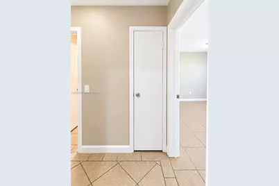 8521 NW 25th St, Sunrise, FL 33322 - Photo 10