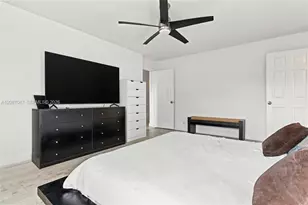 1362 Canary Island Dr, Weston, FL 33327 - Photo 16