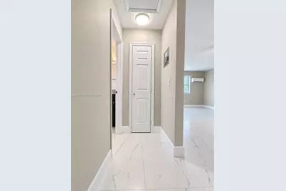 616 SW 14th Ave #205, Fort Lauderdale, FL 33312 - Photo 8