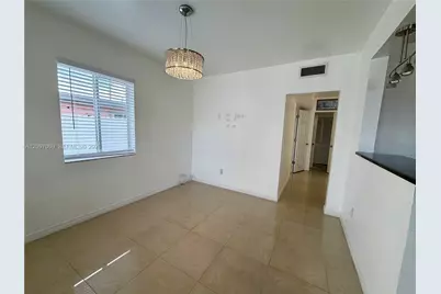 1130 NW 34th Ave #A, Miami, FL 33125 - Photo 2