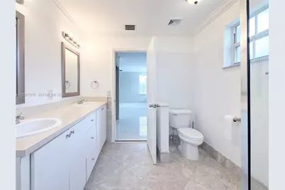199 NW 152nd Ave, Pembroke Pines, FL 33028 - Photo 24