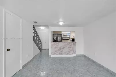 2261 W 53rd St #13, Hialeah, FL 33016 - Photo 4