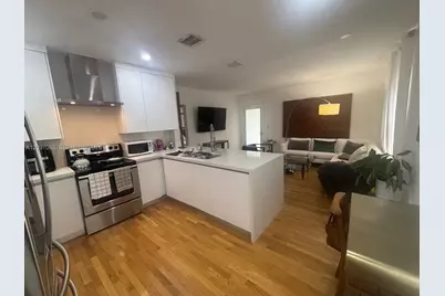 1091 NW 59th St, Miami, FL 33127 - Photo 2