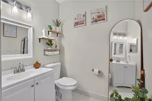 1661 SE 30th St, Homestead, FL 33035 - Photo 14