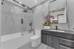 140 S Dixie Hwy, Hollywood, FL 33020 - Photo 12