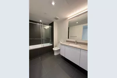 1600 NE 1st Ave #3003, Miami, FL 33132 - Photo 6