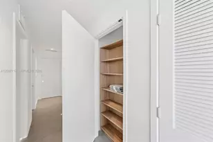1400 Biscayne Blvd, Miami, FL 33132 - Photo 6