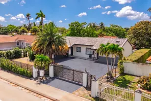 6320 NW 199th St, Hialeah, FL 33015 - Photo 1