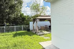 17080 NE 1st Ave, North Miami Beach, FL 33162 - Photo 12