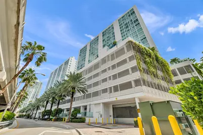 400 Sunny Isles Blvd #916, Sunny Isles Beach, FL 33160 - Photo 1