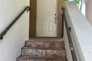 6646 SW 115th Ct, Miami, FL 33173 - Photo 2