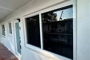 1140 NW 1st Pl, Miami, FL 33136 - Photo 2