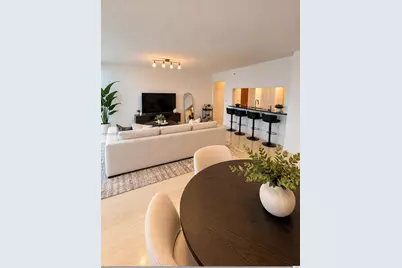 31 SE 5th Street #2801, Miami, FL 33131 - Photo 4