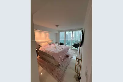 31 SE 5th Street #2801, Miami, FL 33131 - Photo 8
