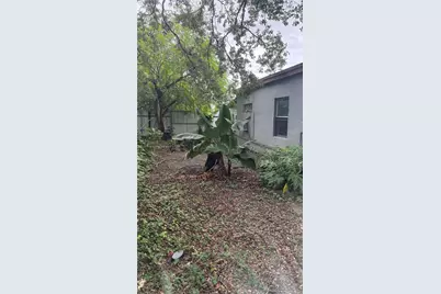 2240 NW 102nd St, Miami, FL 33147 - Photo 18