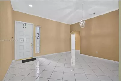 14639 SW 159th Pl, Miami, FL 33196 - Photo 6