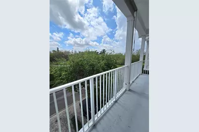 6841 N Lakeside Cir N #109-1, Davie, FL 33314 - Photo 32