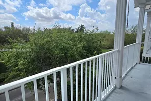 6841 N Lakeside Cir N, Davie, FL 33314 - Photo 32