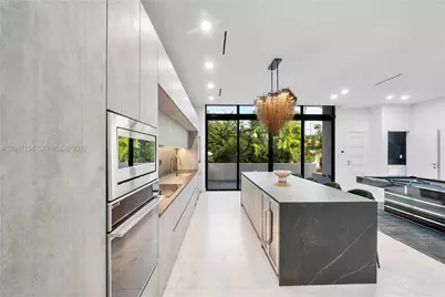 4364 Alton Rd, Miami Beach, FL 33140 - Photo 12