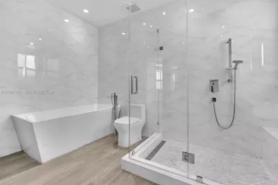 11430 NW 82nd Ter, Doral, FL 33178 - Photo 26