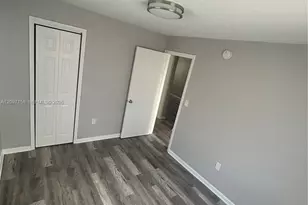 161 NW 15th St, Miami, FL 33136 - Photo 4