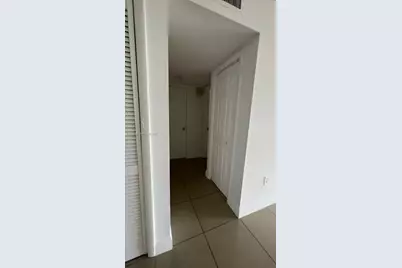 6950 Miami Gardens Dr #2-508, Hialeah, FL 33015 - Photo 12