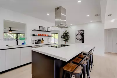 347 NE 110th St, Miami, FL 33161 - Photo 6