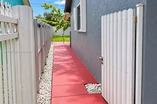 3024 NW 55th St, Miami, FL 33142 - Photo 4