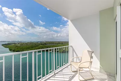 500 Bayview Dr #1818, Sunny Isles Beach, FL 33160 - Photo 12