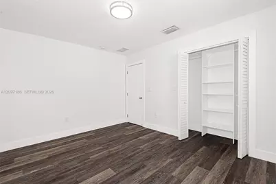 6910 Bay Dr #6, Miami Beach, FL 33141 - Photo 14