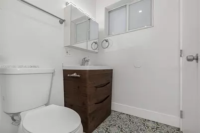 6910 Bay Dr #6, Miami Beach, FL 33141 - Photo 8