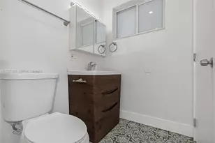 6910 Bay Dr, Miami Beach, FL 33141 - Photo 8