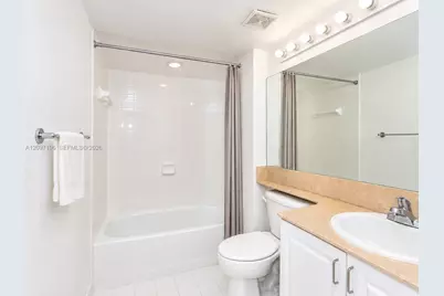 1155 Brickell Bay Dr #3403, Miami, FL 33131 - Photo 18