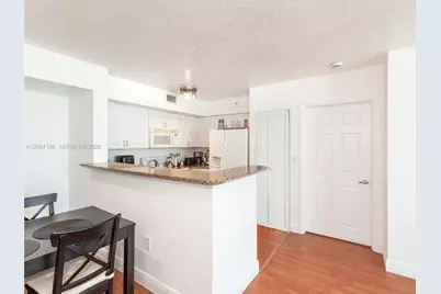 1155 Brickell Bay Dr #3403, Miami, FL 33131 - Photo 12