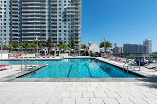 1155 Brickell Bay Dr, Miami, FL 33131 - Photo 24