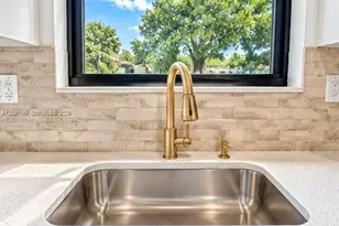 10880 SW 222nd Dr, Miami, FL 33170 - Photo 8