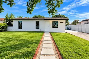 10880 SW 222nd Dr, Miami, FL 33170 - Photo 2