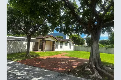 13803 SW 256th Ter, Homestead, FL 33032 - Photo 2