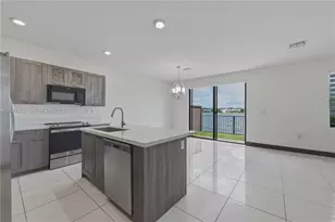 15965 NW 91st Ct, Miami Lakes, FL 33018 - Photo 16